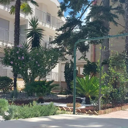 Bed and Breakfast Giardino Delle Delizie Γκραβίνα